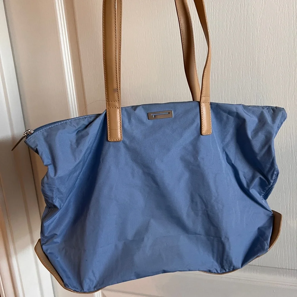 Tumi Light Blue Travel Tote Bag with Tan Trim